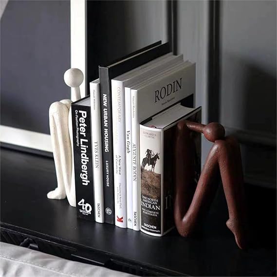 Sculpturale Boekensteunen - Moderne Plankdecoratie