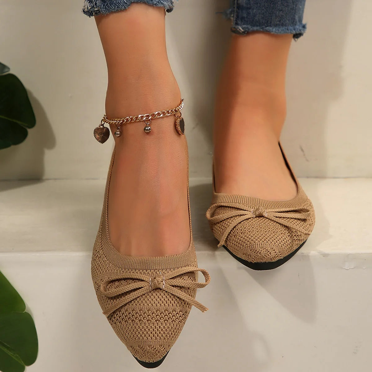 Image of Amy | Dames Pointed Toe Slip-On Ballerina's