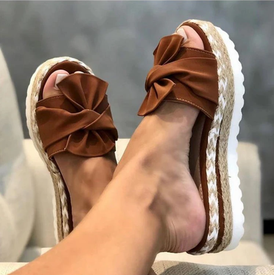 Image of Annelies | Dames Platform Slippers