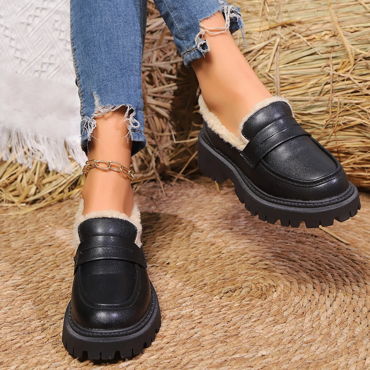 Image of Bianca | Dames Instap Lug Sole Loafer