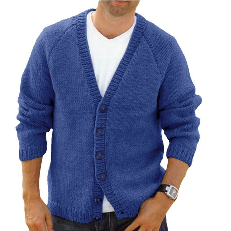Comfortabel gebreid herenvest met diepe V-hals en knoopdetails