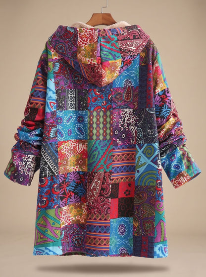 Comfortabele fleecegevoerde damesjas met capuchon en boho-patchwork