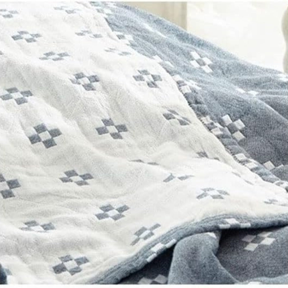 Comfortabele katoenen deken met ruit- en stipmotief