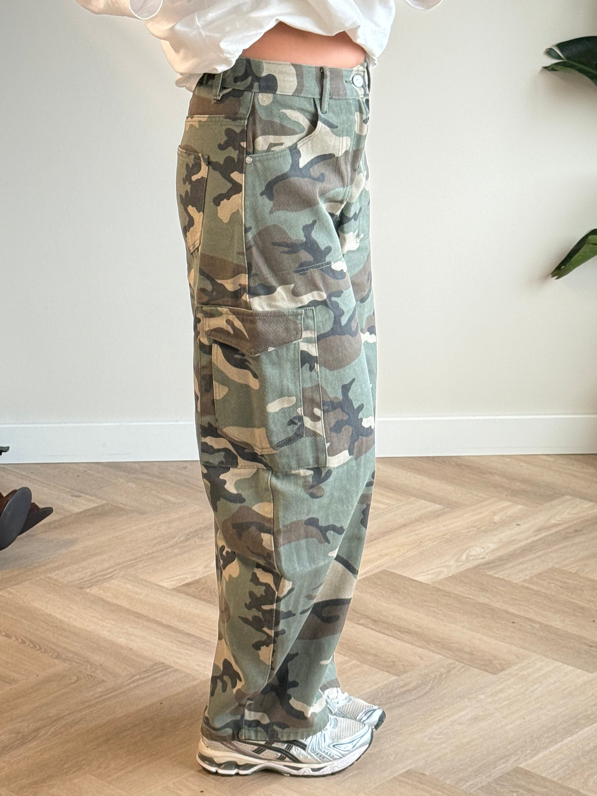 Dames camouflage cargojeans met stretch taille en regular fit - Casual cargobroek voor elke dag