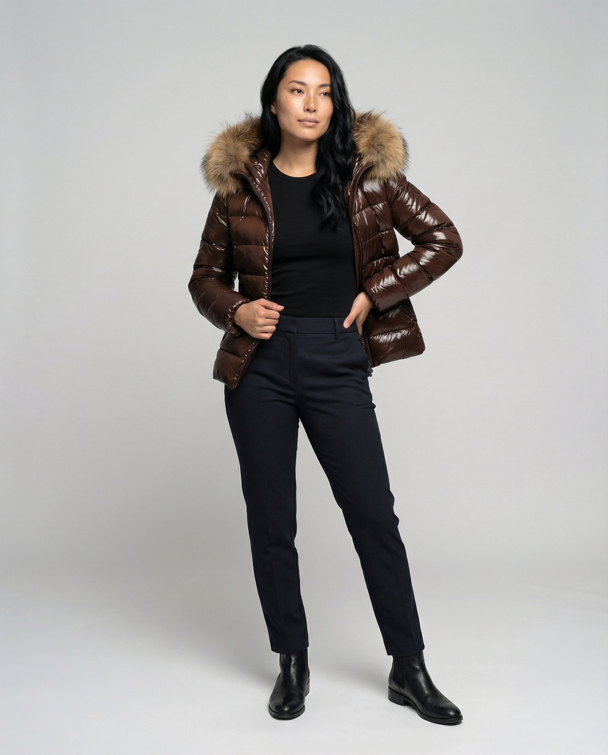 Dames winterdonsjas met afneembare capuchon en luxe bontkraag