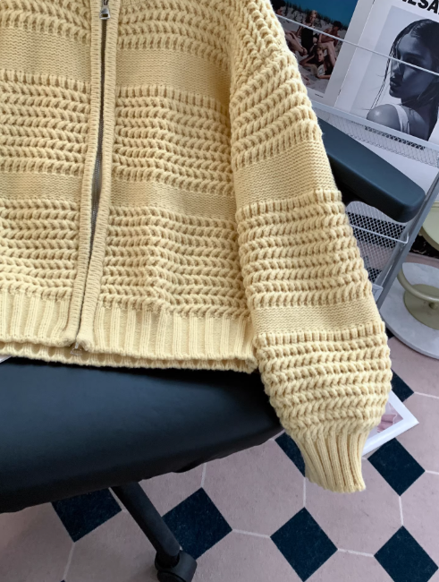 Image of Dames Zip-Up Vest