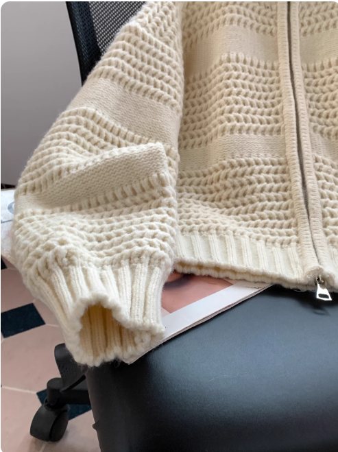 Image of Dames Zip-Up Vest