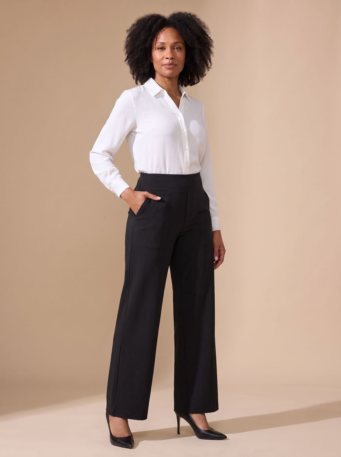 Damesbroek met wijde pijpen, hoge taille, stretch en zakken