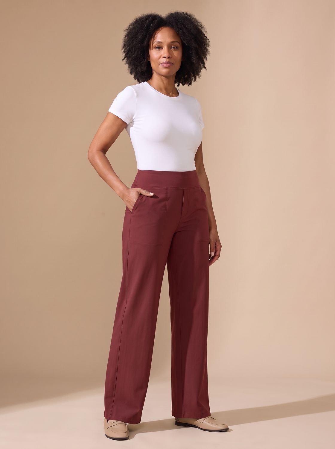 Damesbroek met wijde pijpen, hoge taille, stretch en zakken