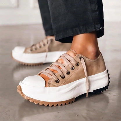 Image of Diane | Dames Platform Sneakers met Veters