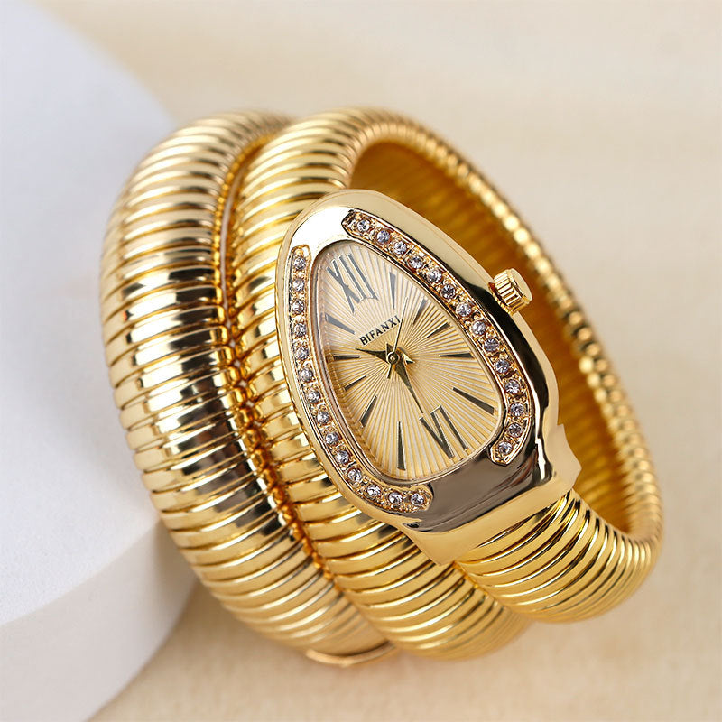 Elegant kwartshorloge in slangenstijl met roestvrijstalen armband – Unieke ovale wijzerplaat in meerdere kleuren