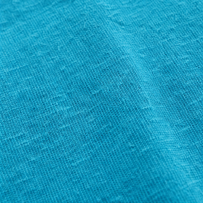 Garment-washed sweater met V-hals en rafelranden