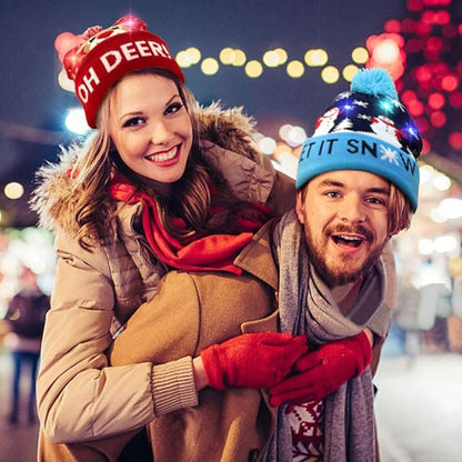 Gebreide kerstmuts met led-verlichting en pompon
