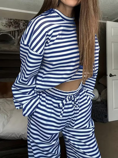 Gestreepte damesloungewearset met oversized sweatshirt en broek met elastische taille en trekkoord
