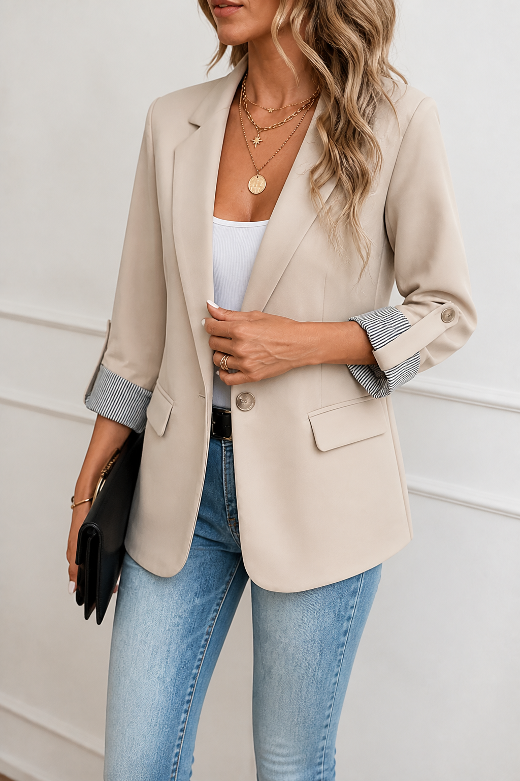 Getailleerde blazer met oprolbare mouwen en gestreepte manchetten