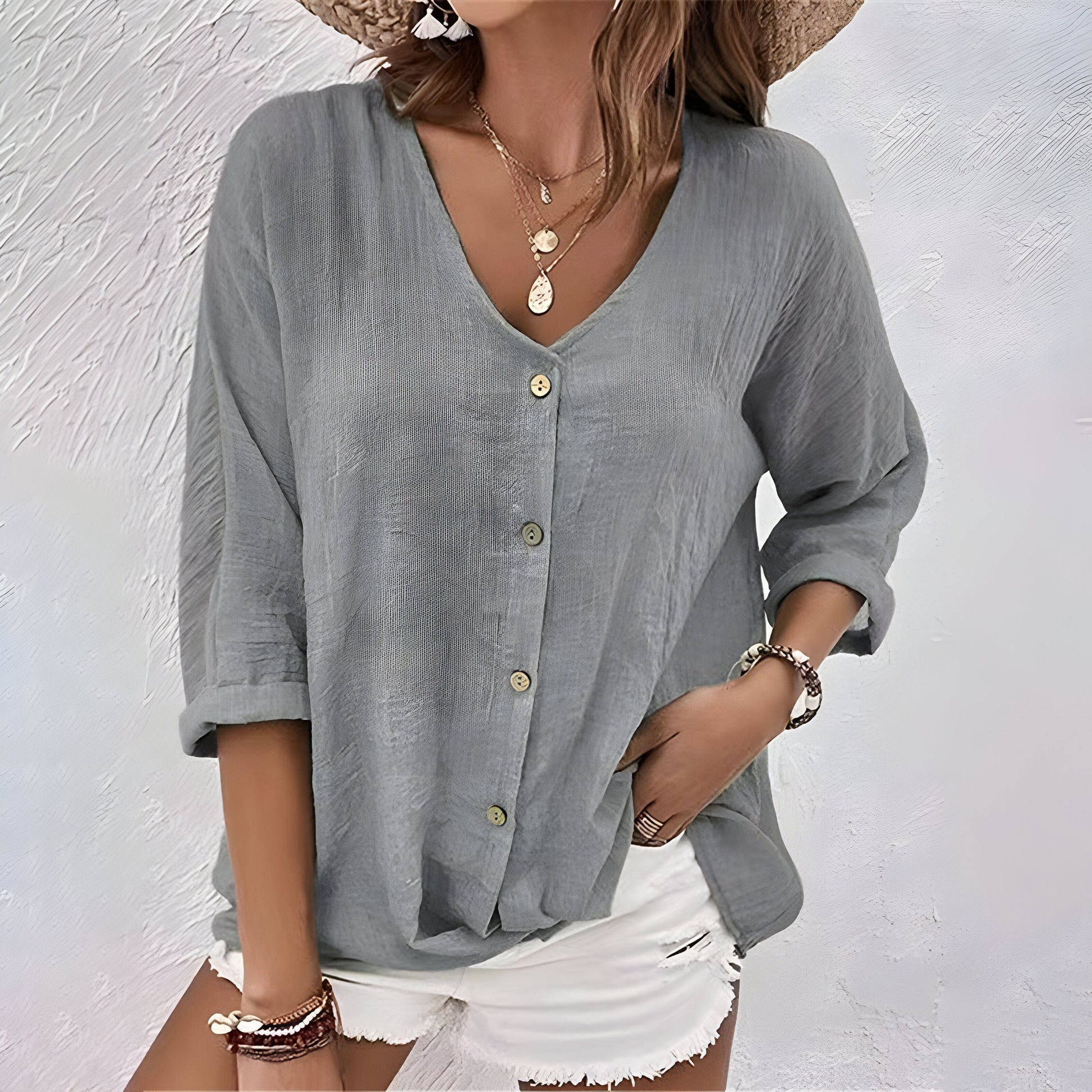 Image of Hanneke | Dames Button-Down V-hals Lange Mouw Blouse
