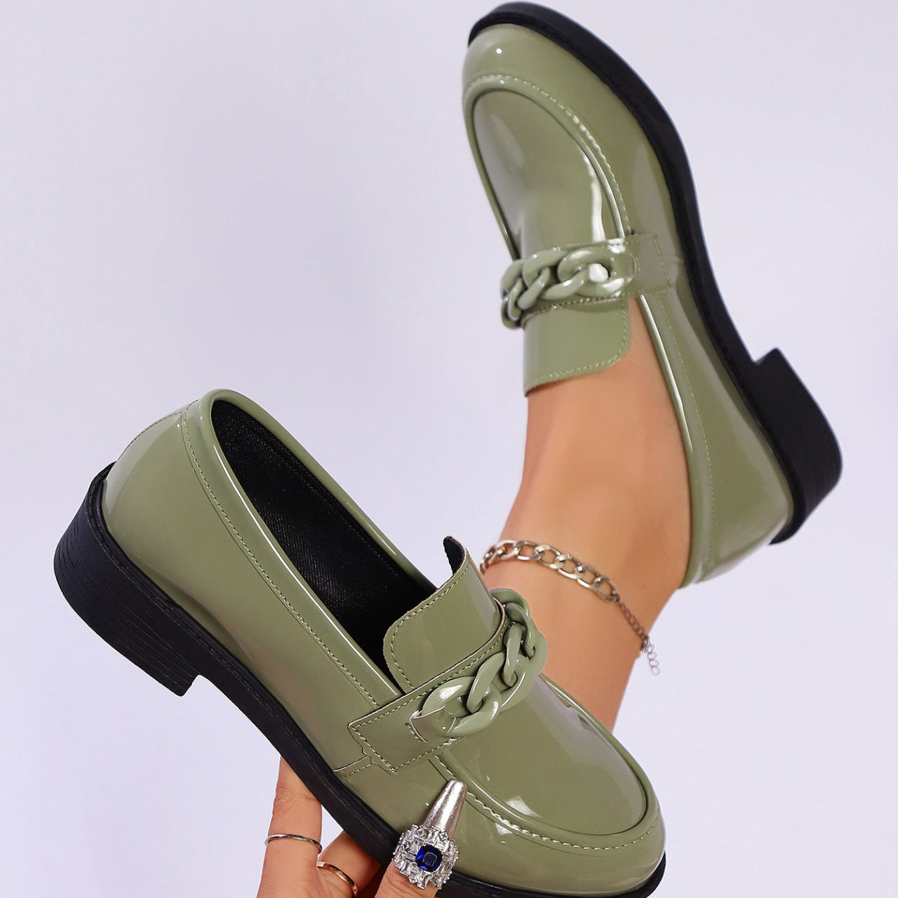 Image of Hendrika | Dames Ketting Platform Loafers