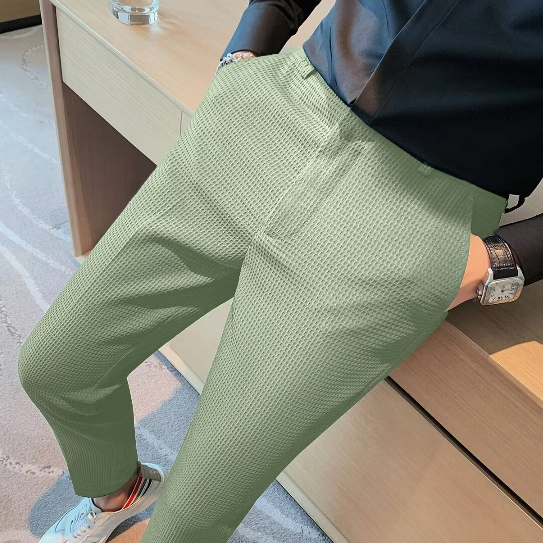Image of Heren Getextureerde Slim-Fit Pantalon
