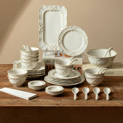 Keramische serviesset met modern design