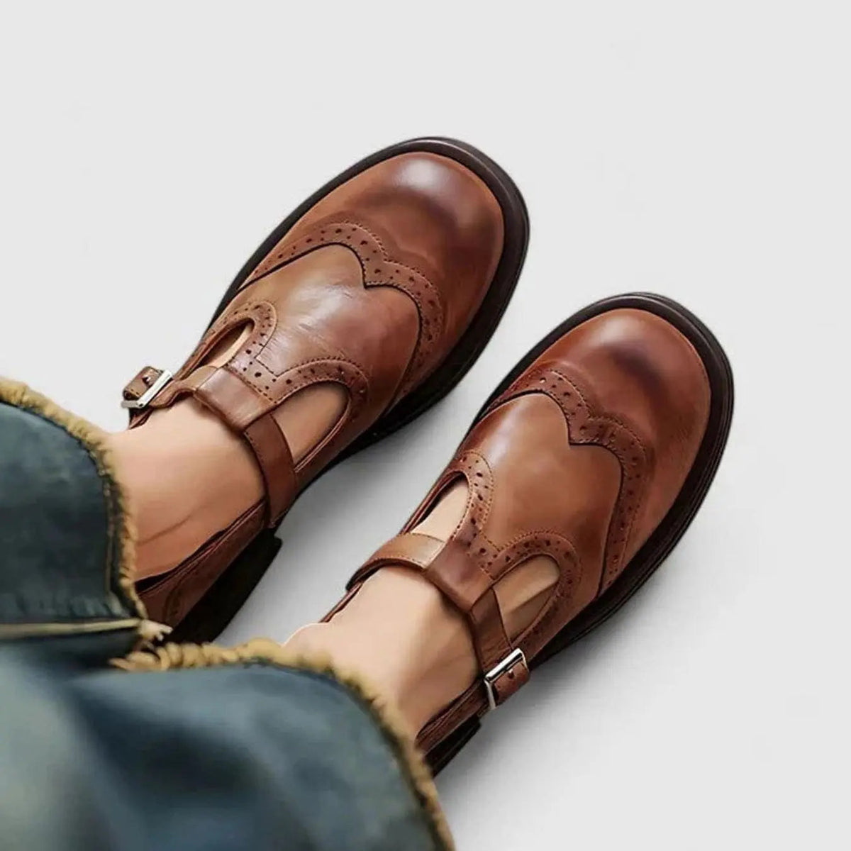 Klassieke platte leren brogue Mary Jane-schoenen met T-band voor dames