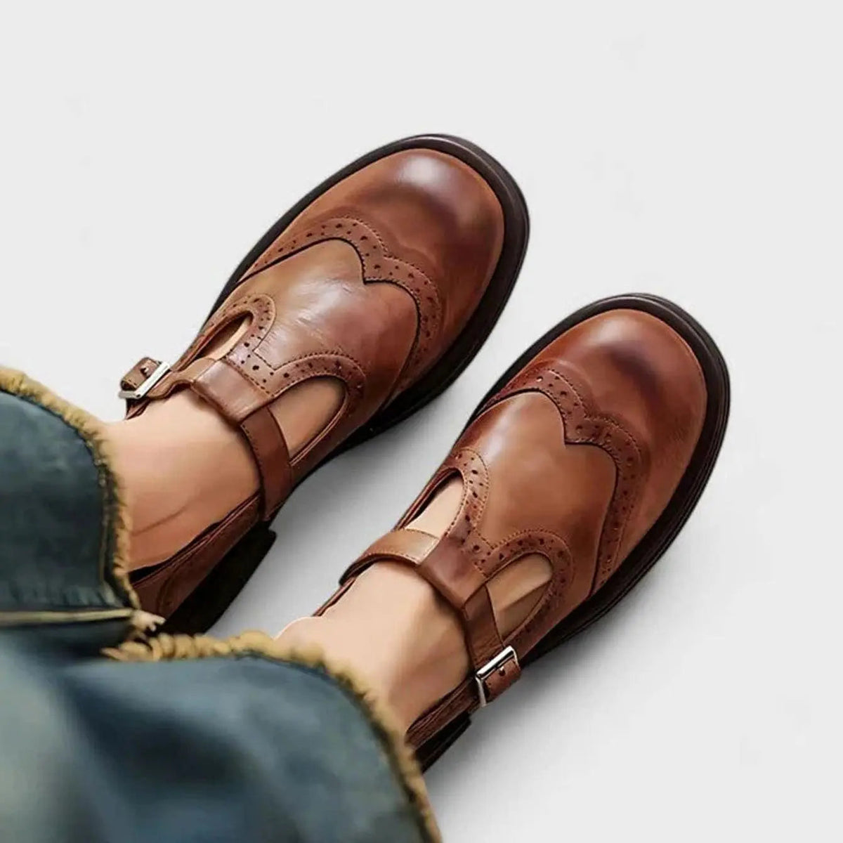 Klassieke platte leren brogue Mary Jane-schoenen met T-band voor dames