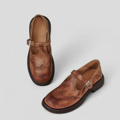 Klassieke platte leren brogue Mary Jane-schoenen met T-band voor dames