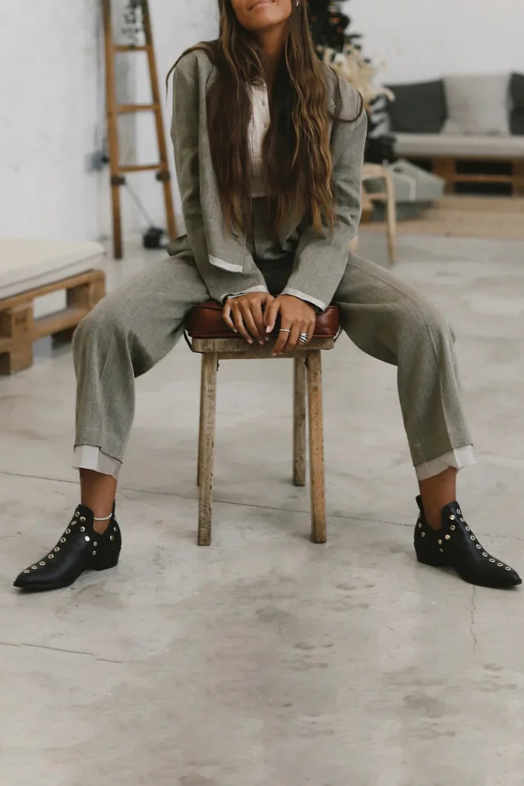 Image of Lana | Dames Enkellaarsjes met Studs en Puntneus