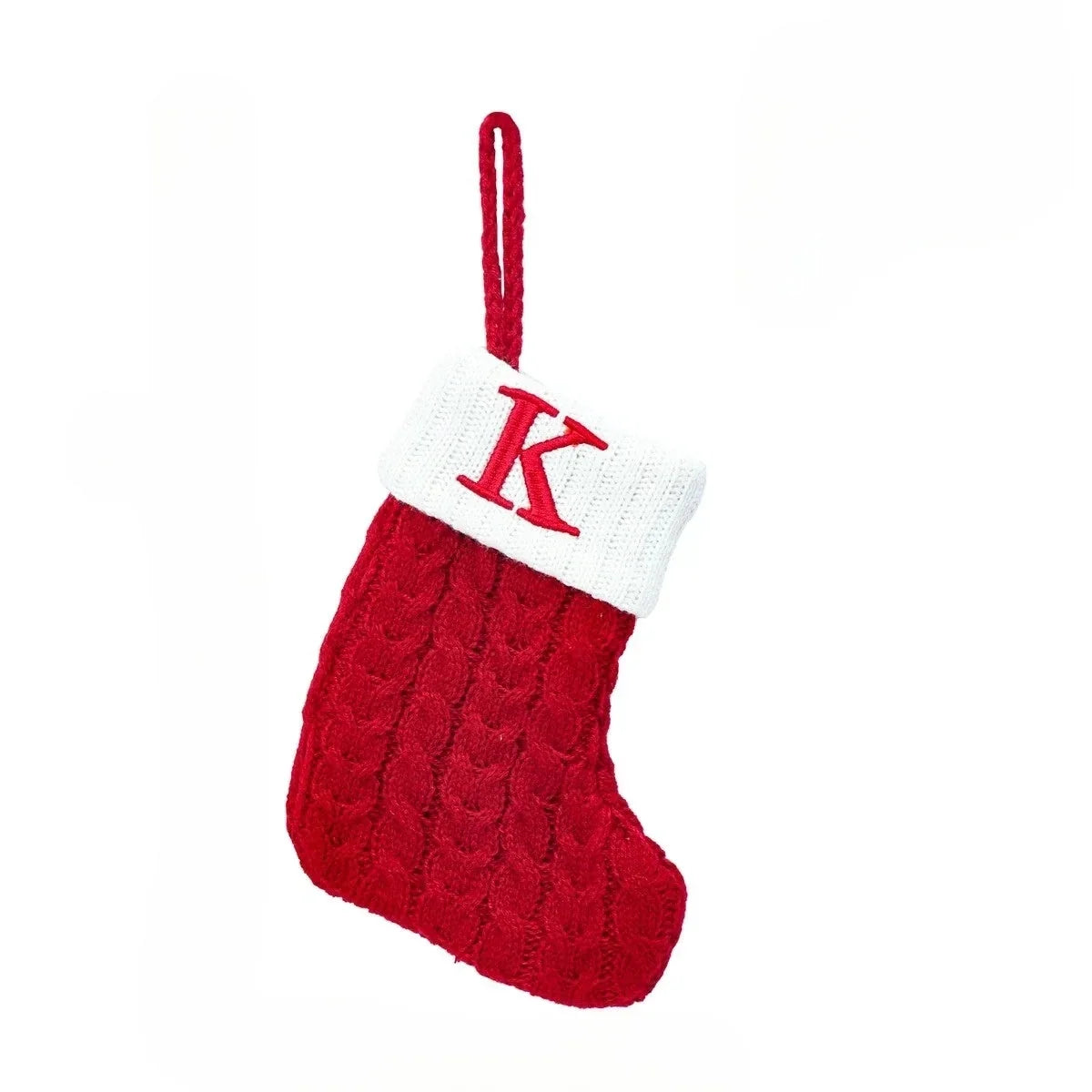 Mini-kerstsok met kabelpatroon en geborduurde initiaal
