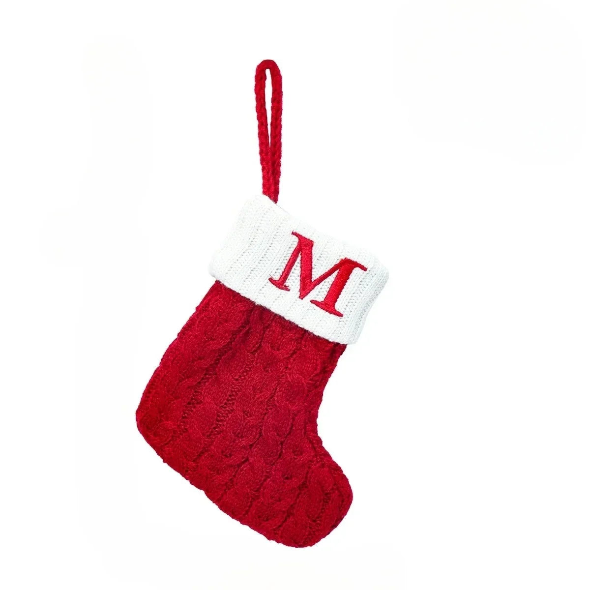 Mini-kerstsok met kabelpatroon en geborduurde initiaal