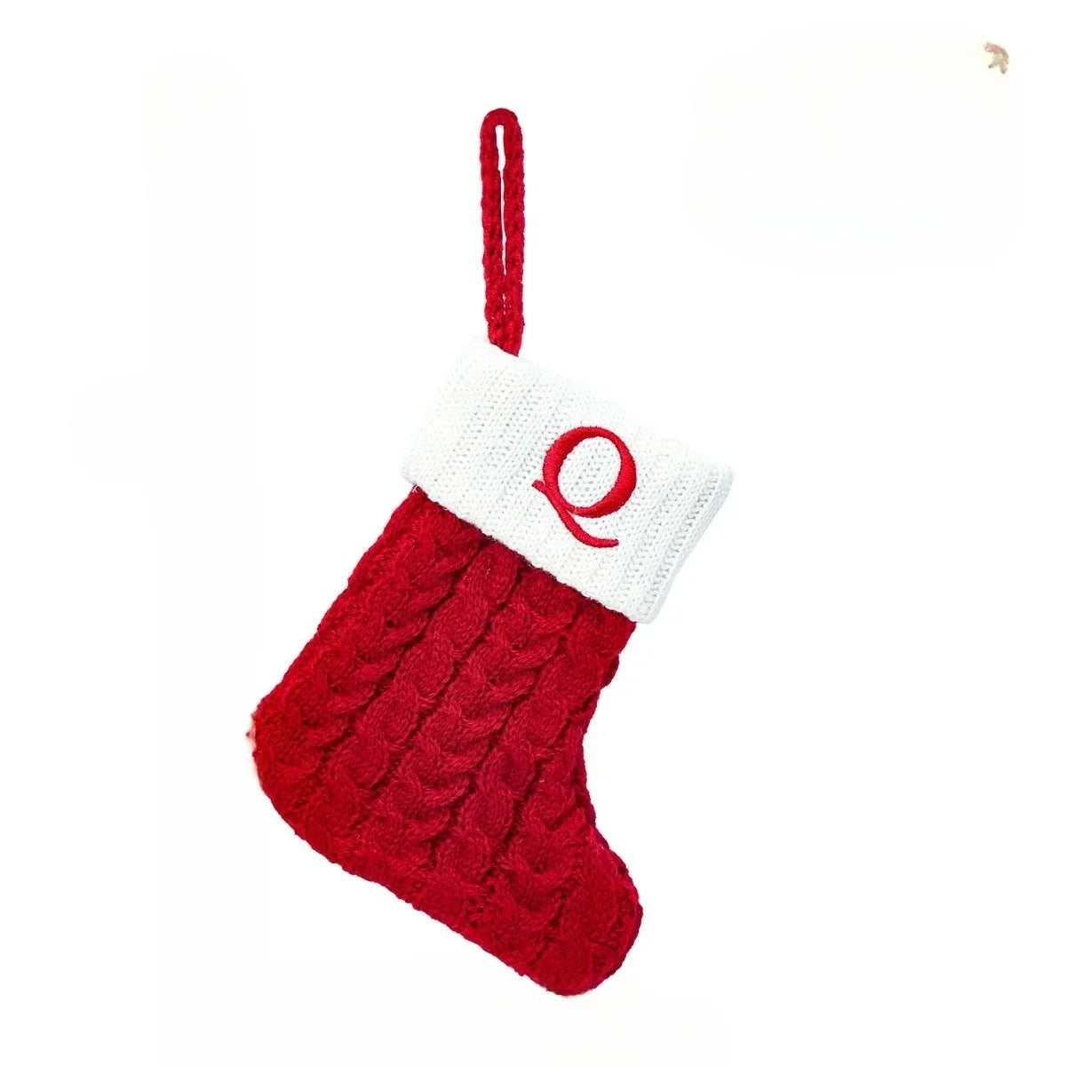 Mini-kerstsok met kabelpatroon en geborduurde initiaal