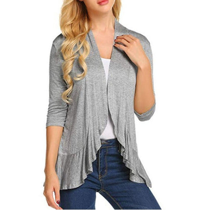 Modieus damesvest met asymmetrische snit en flatterende details