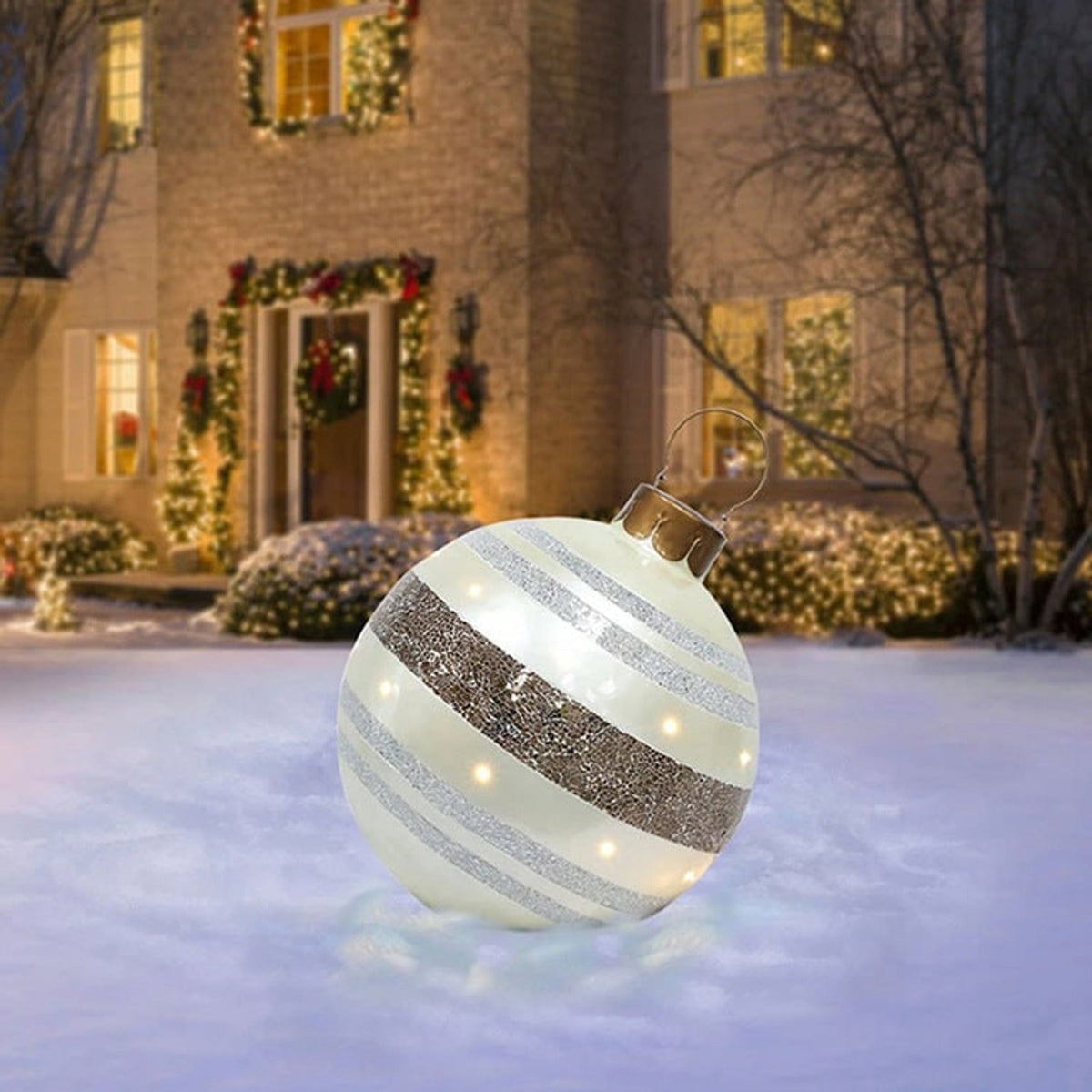Opblaasbare kerstbal met sneeuwvlokpatroon
