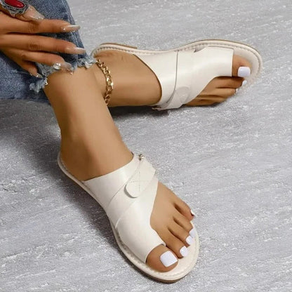 Orthopedische leren damessandalen met hallux valgus-correctie