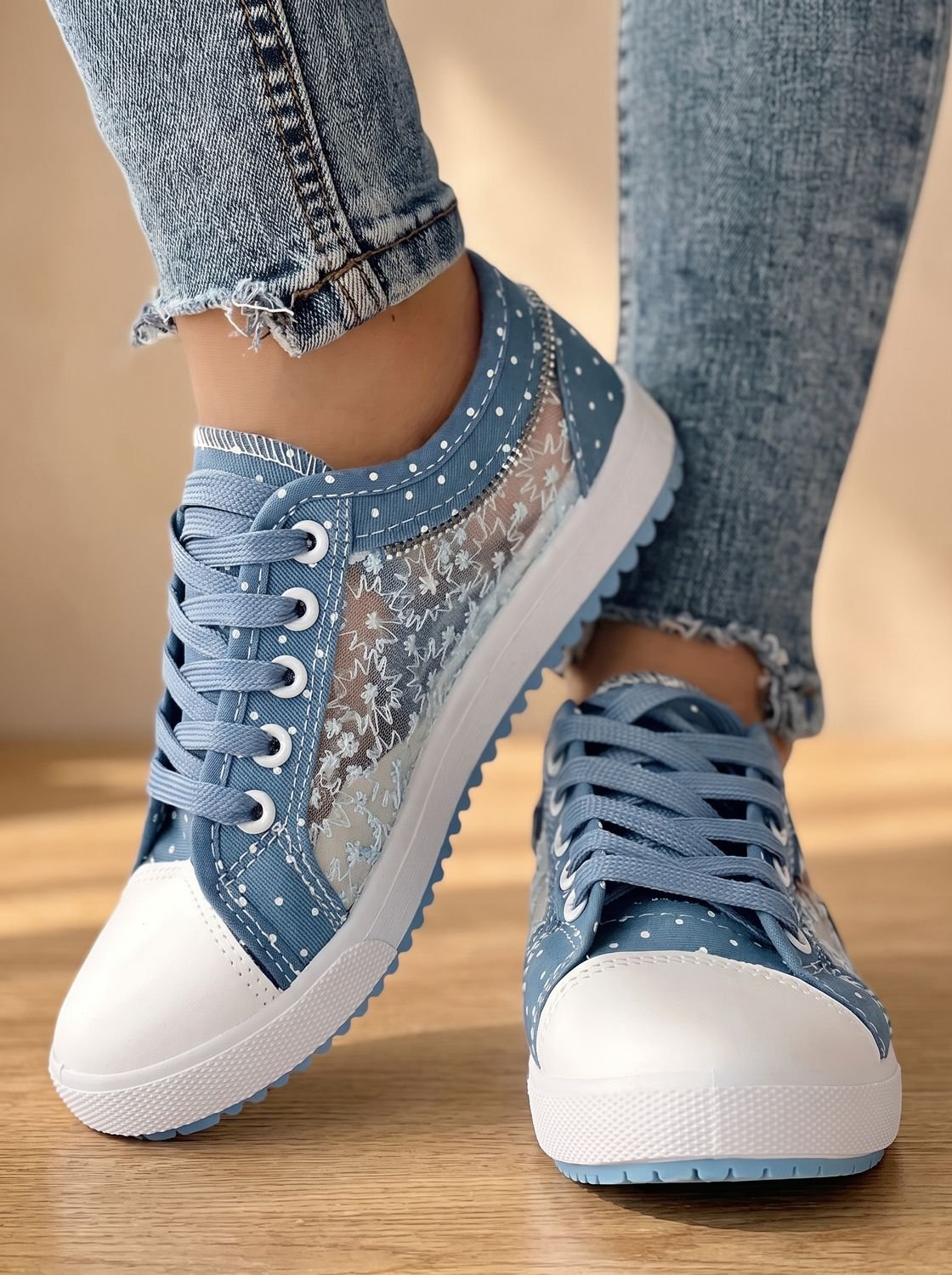 Orthopedische plateau-sneakers met veters en bloemenprint in mesh voor dames
