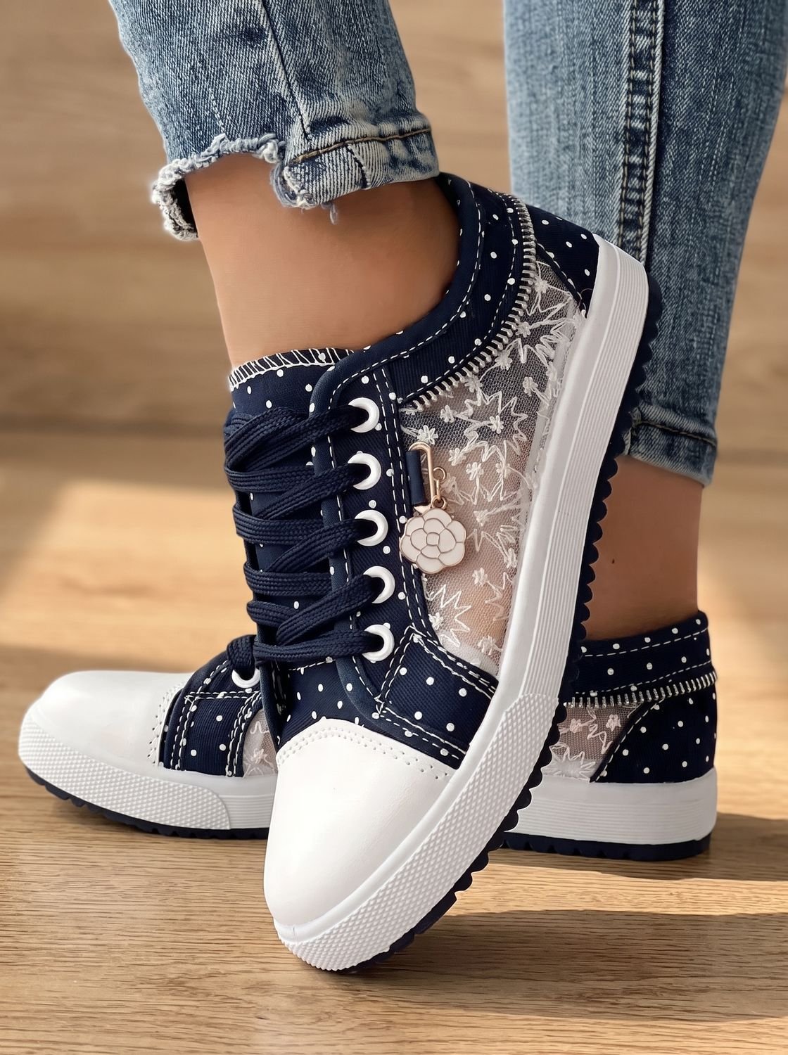 Orthopedische plateau-sneakers met veters en bloemenprint in mesh voor dames