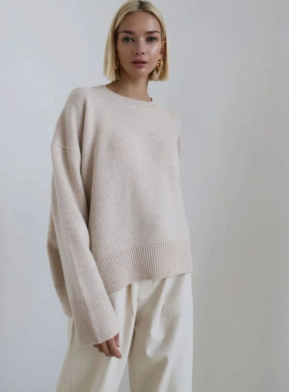 Oversized fijngebreide damestrui met ronde hals en lange mouwen