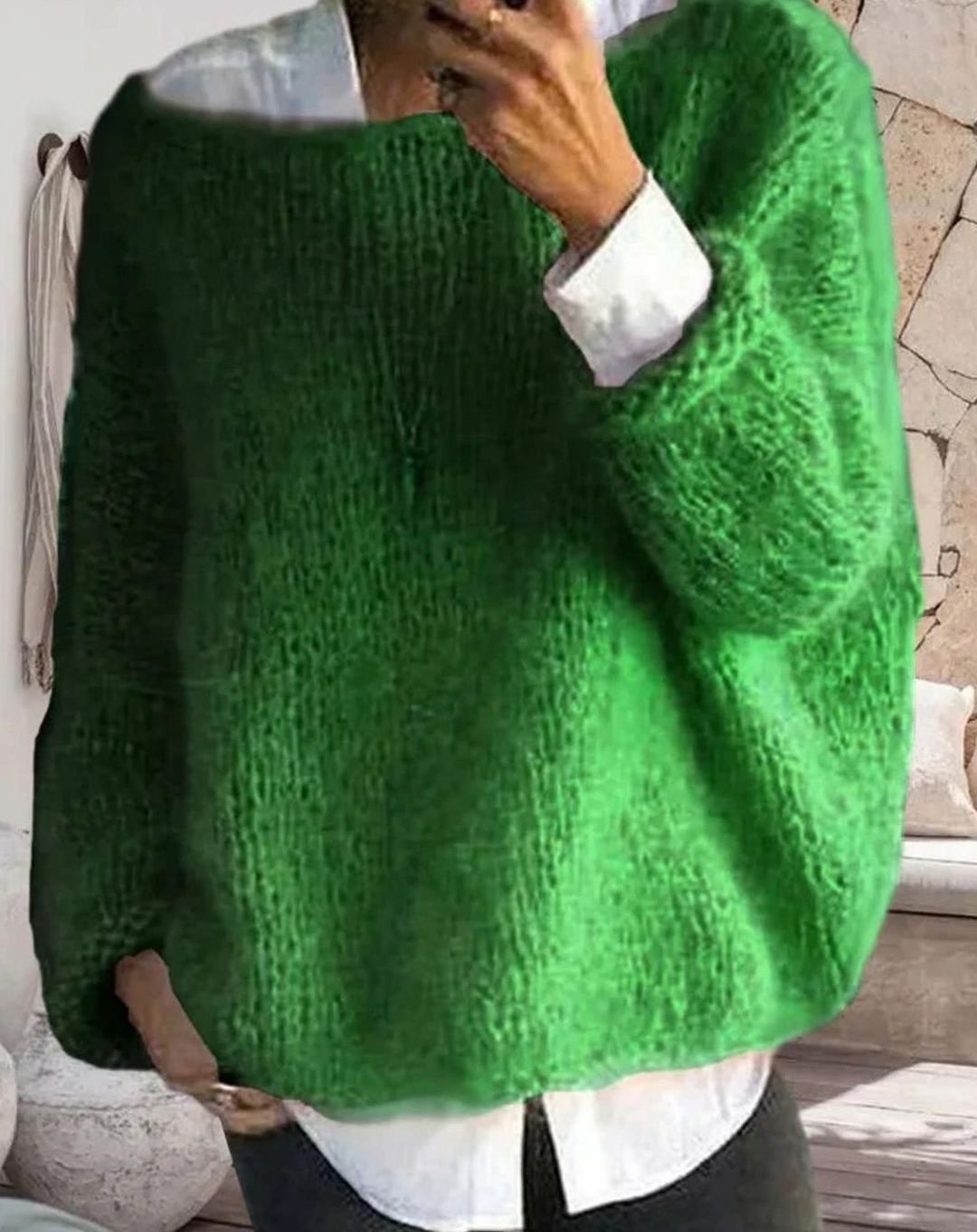 Oversized pluizige gebreide damestrui met lange mouwen