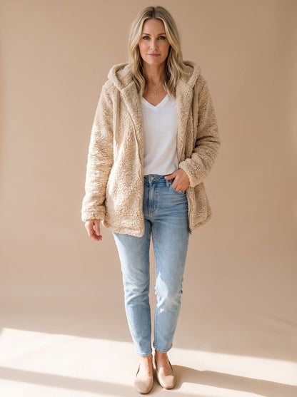 Oversized teddyfleece damesjas met capuchon en ritssluiting