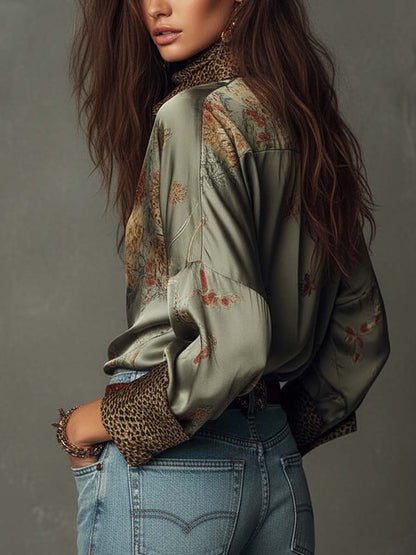 Satijnachtige damesblouse met print