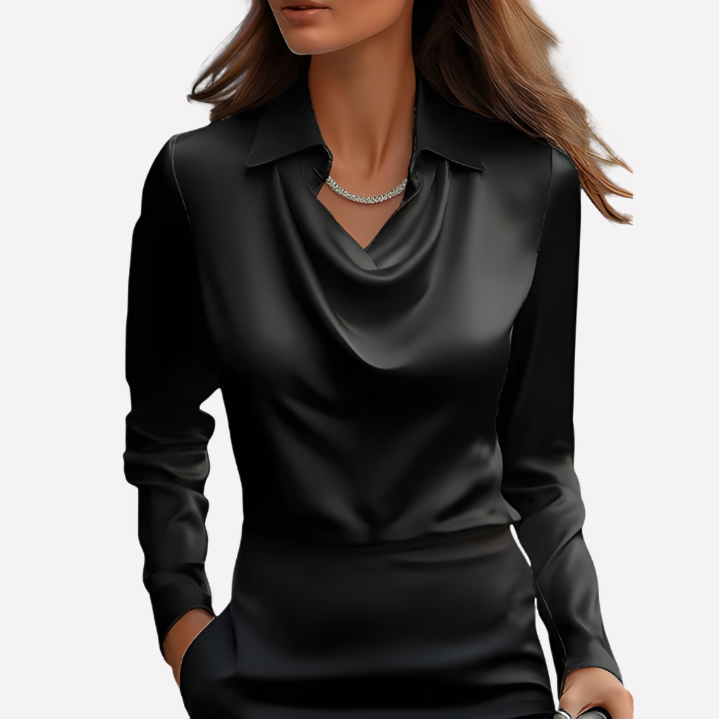 Satijnen damesblouse met watervalhals en lange mouwen