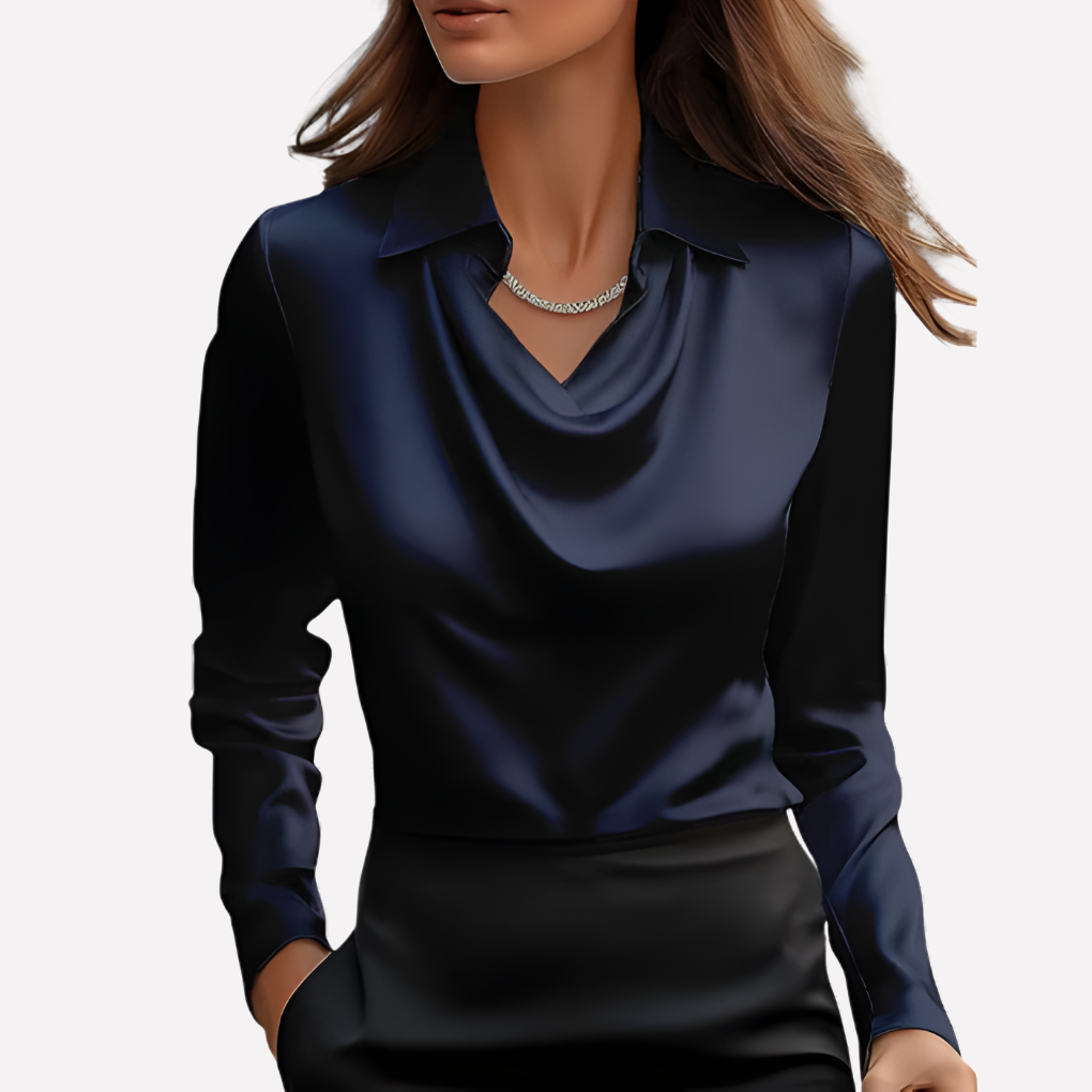 Satijnen damesblouse met watervalhals en lange mouwen