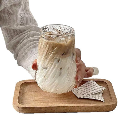 Set mondgeblazen tumblerglazen met gedraaide textuur