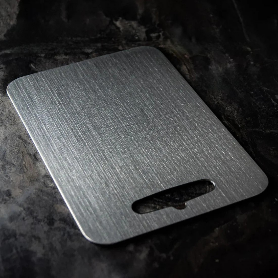 Snijplank – Dikke titanium snijplank