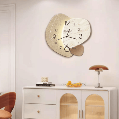 Stijlvolle Scandinavische wandklok met stil uurwerk