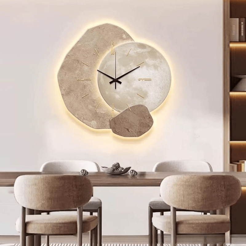 Stijlvolle Scandinavische wandklok met stil uurwerk