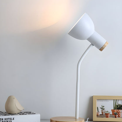 Tafellamp met Houten Voet in Scandinavische Stijl