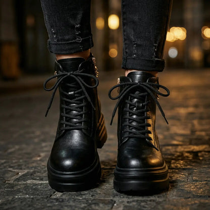 Veterboots met verborgen hakverhoging van 11 cm