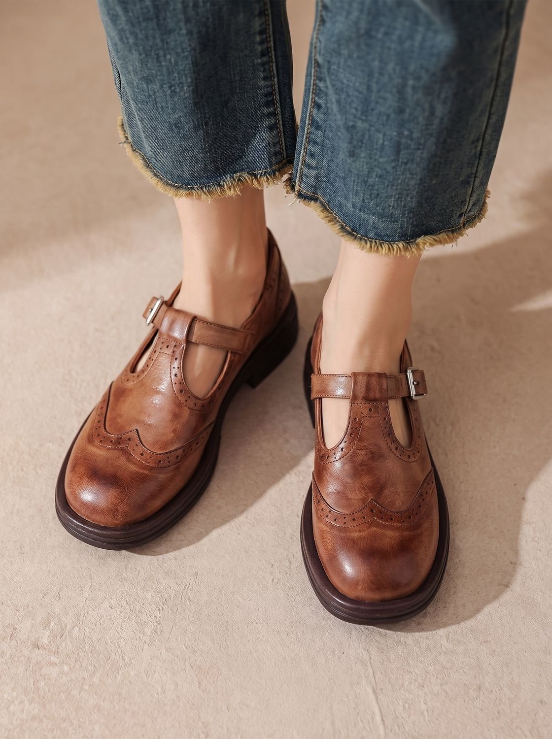 Vintage Mary Jane-ballerina's voor dames met brogue-details, T-band en gesp