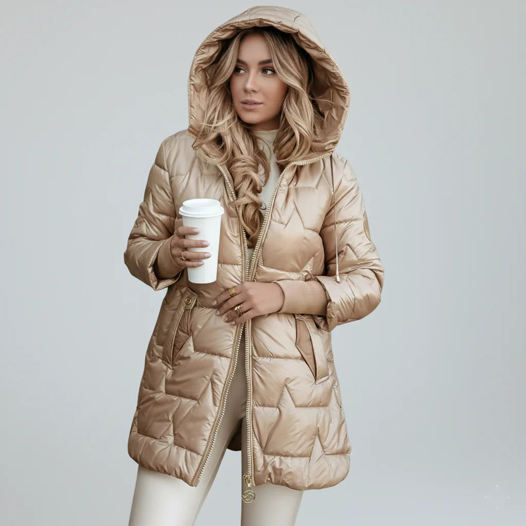 Winterjas met capuchon voor warmte en comfort in een tijdloze alledaagse stijl